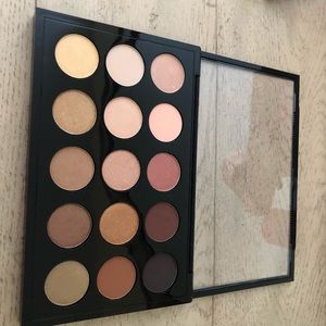 Mac warm neutral eyeshadow palette
